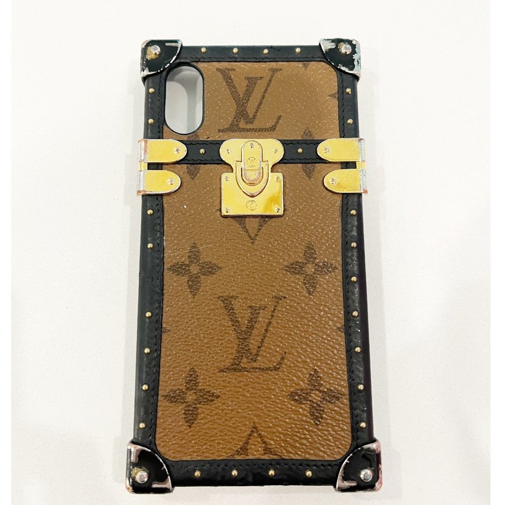 LOUIS VUITTON iPhone X/Xs Reverse Eye Trunk Monogram Case